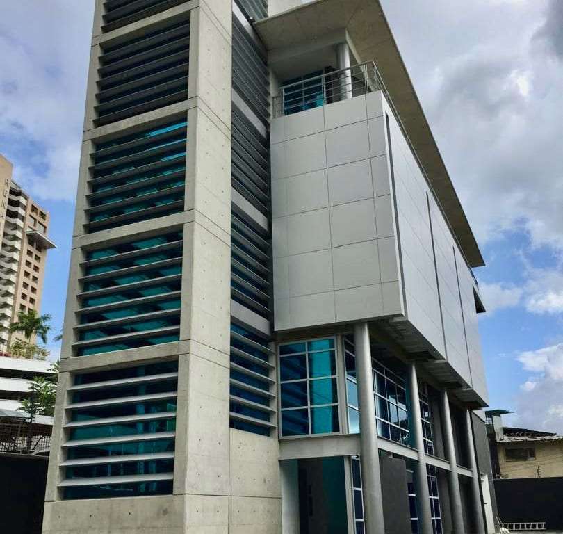 Edificio en La Castellana, Caracas