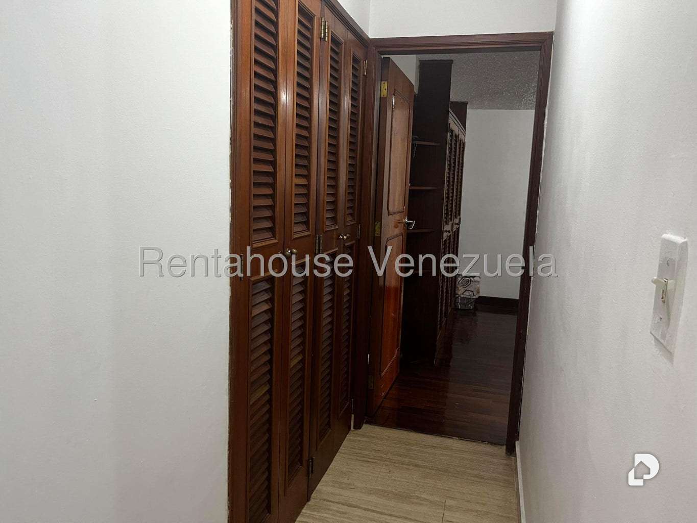 Apartamento en Santa Fe Sur, Caracas – 16