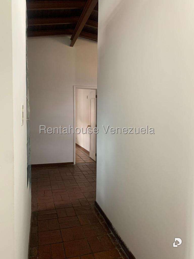 Anexo en Santa Cecilia, Caracas – 18