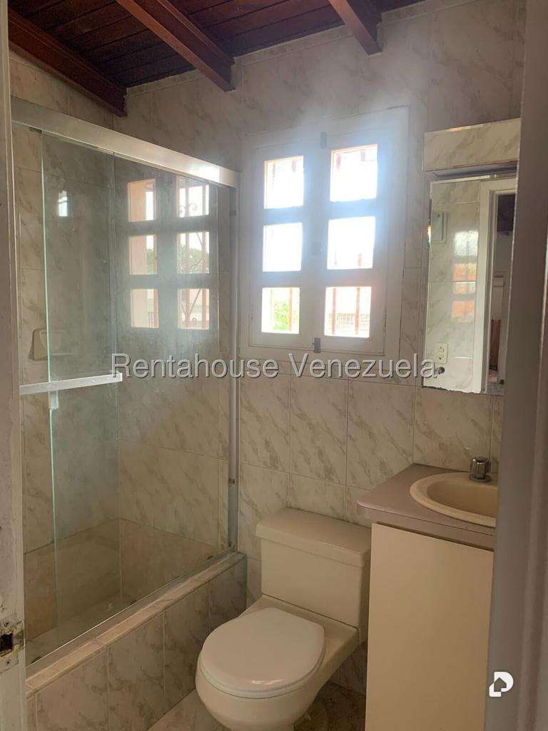 Anexo en Santa Cecilia, Caracas – 17