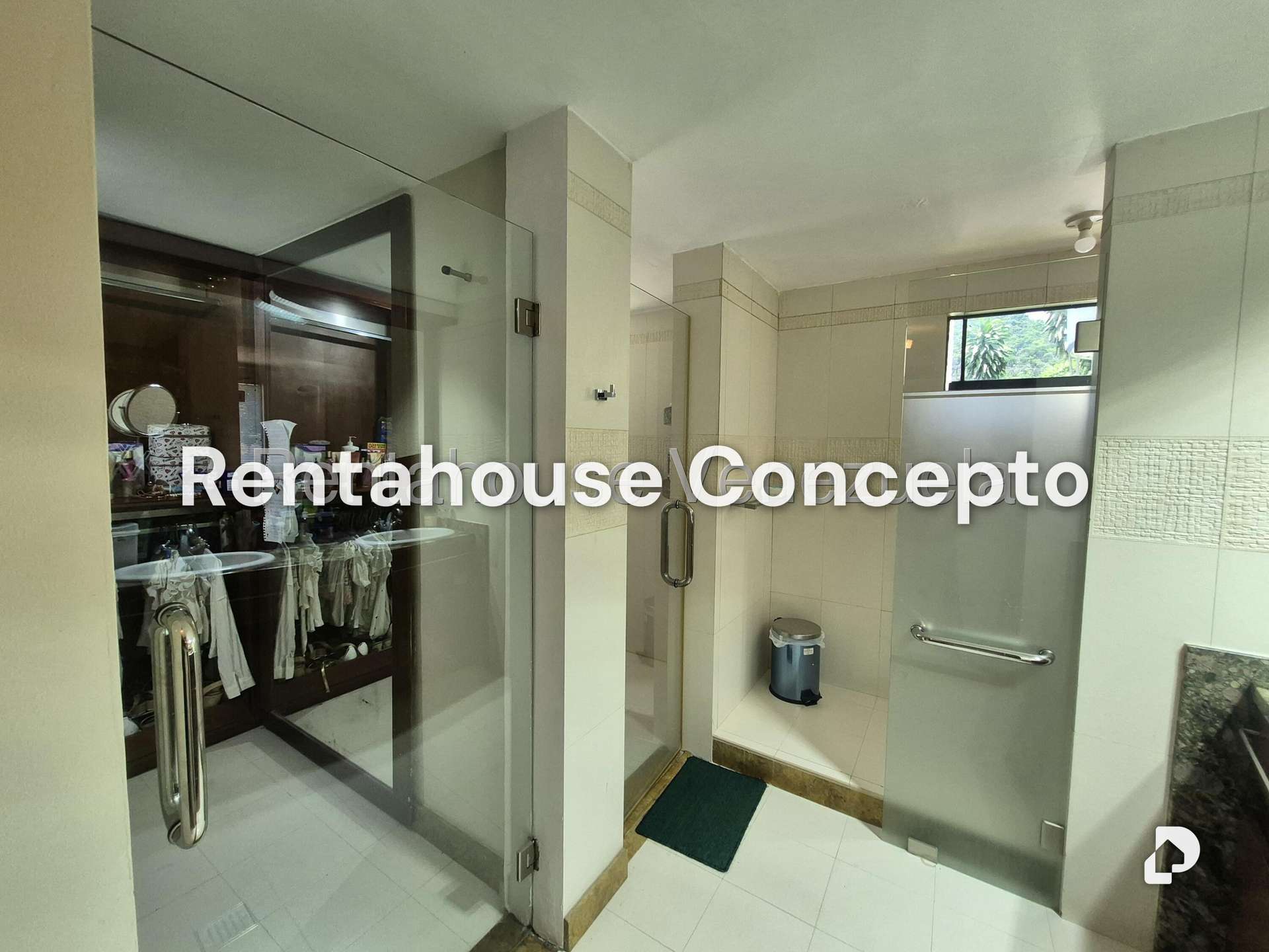 Casa en Colinas de Guataparo, Valencia – 29