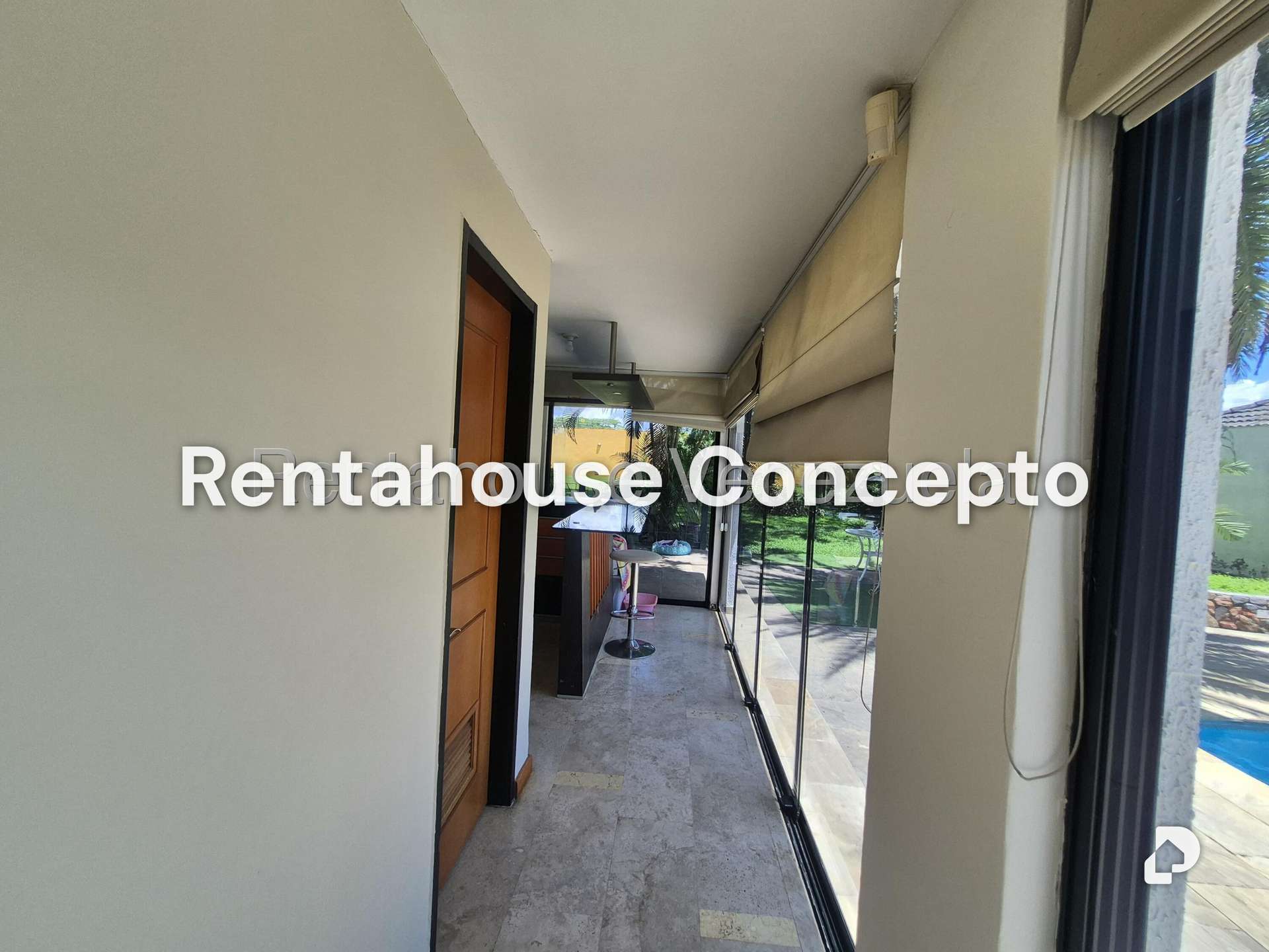 Casa en Colinas de Guataparo, Valencia – 28