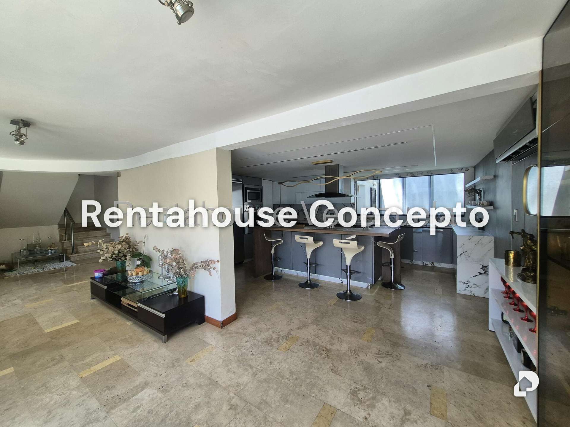 Casa en Colinas de Guataparo, Valencia – 13
