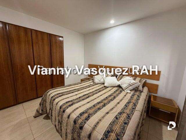 Apartamento en El Rosal, Caracas – 14