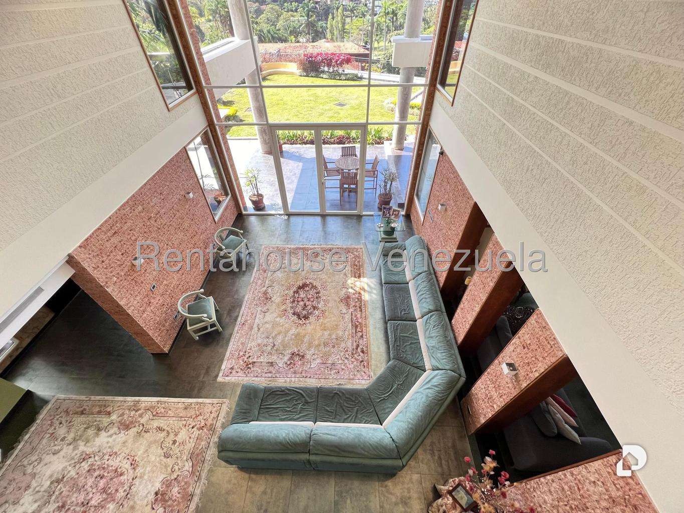 House in La Lagunita Country Club, Caracas – 11