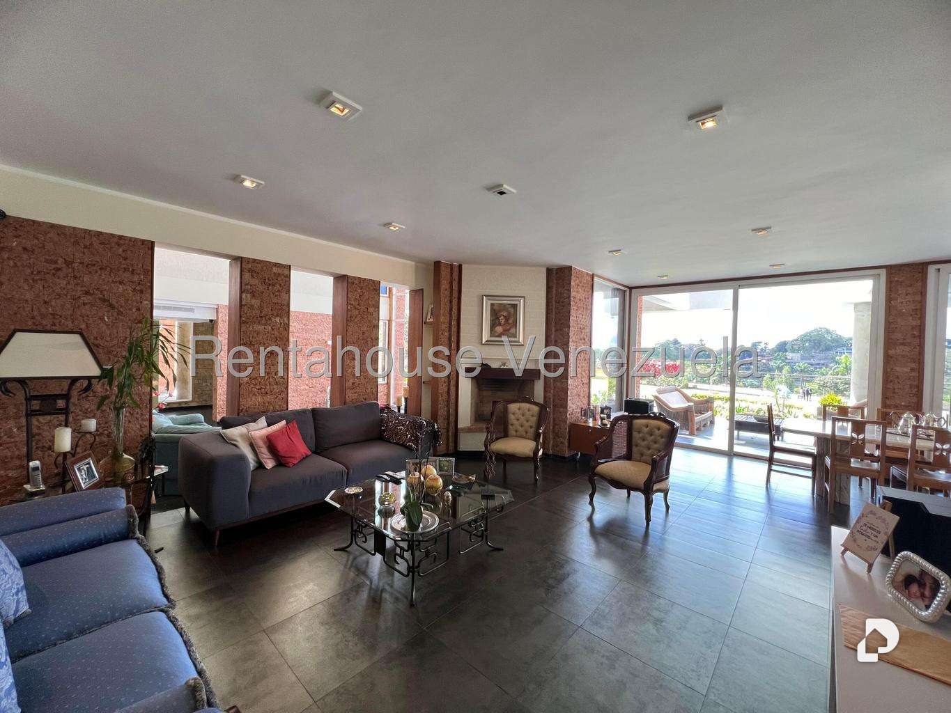 House in La Lagunita Country Club, Caracas – 61
