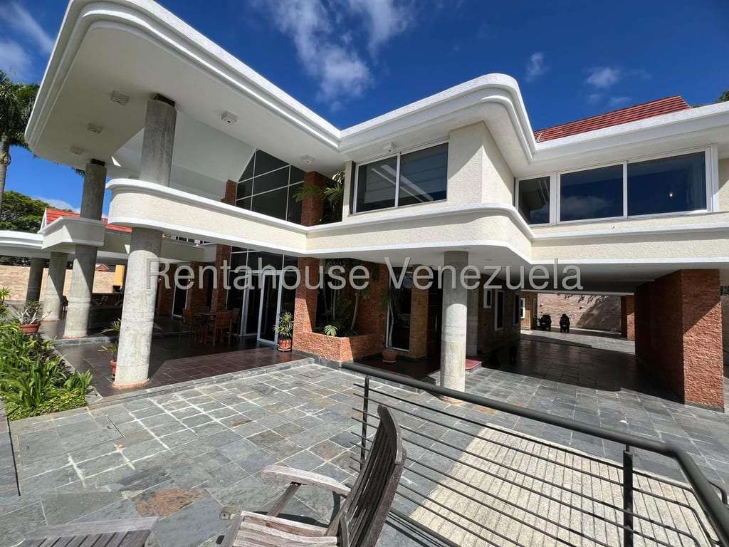 Casa en La Lagunita Country Club, Caracas