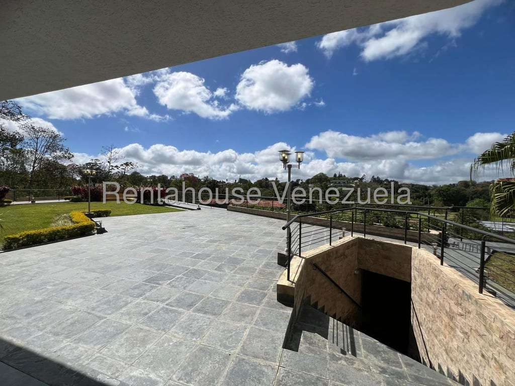 Casa en La Lagunita Country Club, Caracas