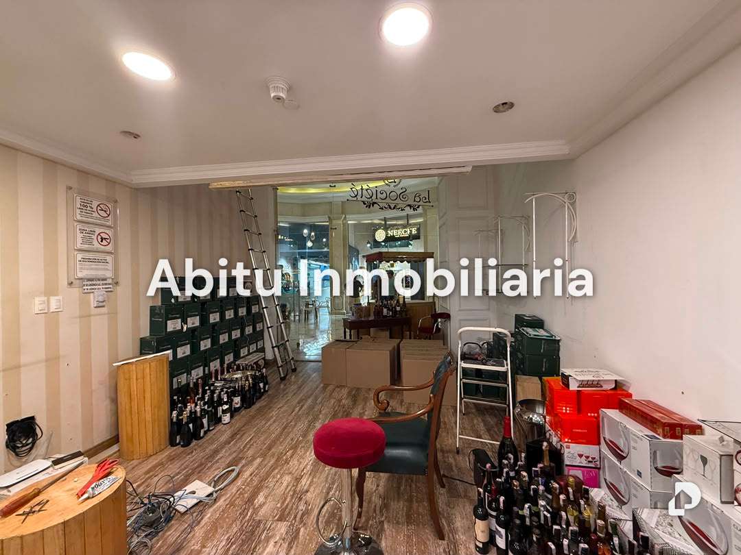 Local comercial en Altamira, Caracas – 18