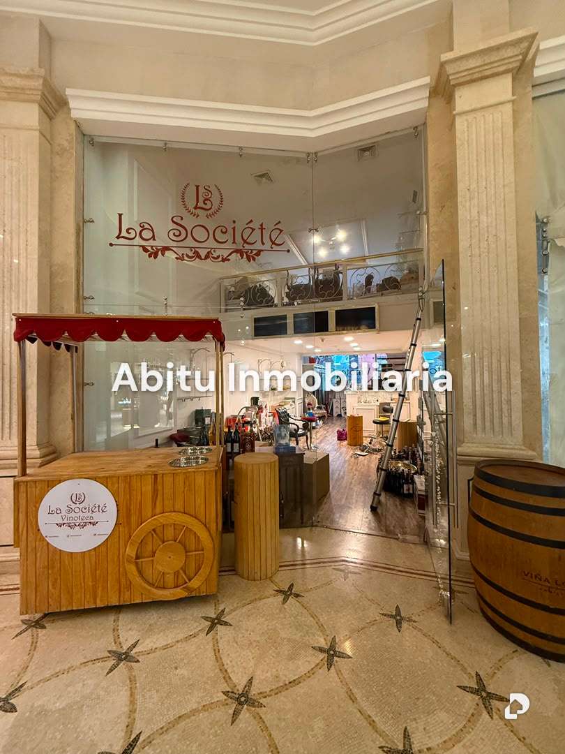 Local comercial en Altamira, Caracas – 12