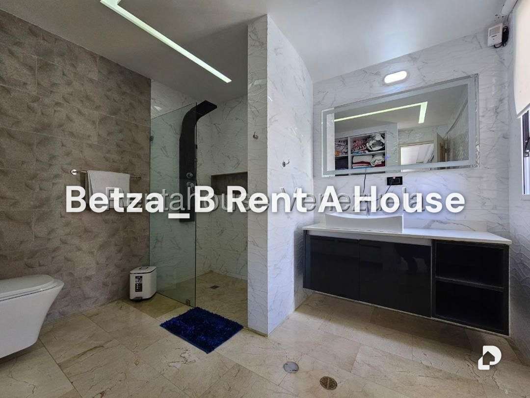 Apartamento en El Solar del Hatillo, Caracas – 11