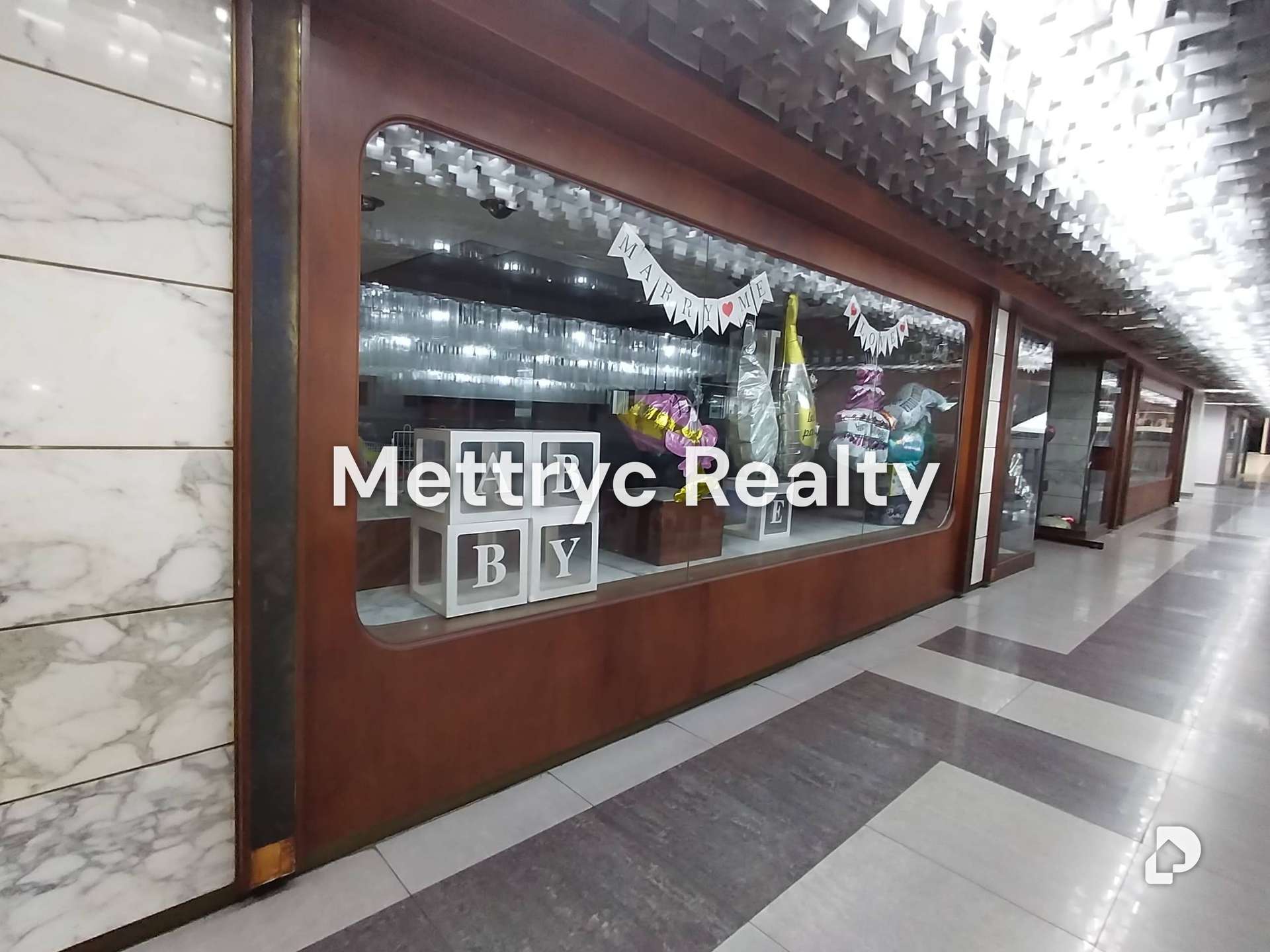 Local comercial en Av. Bolívar Norte, Valencia – 9