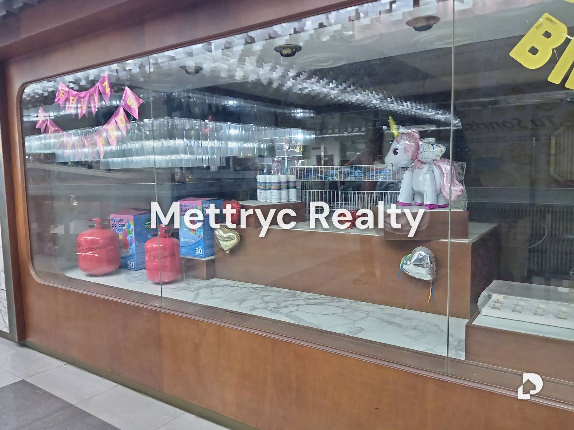 Local comercial en Av. Bolívar Norte, Valencia – 8