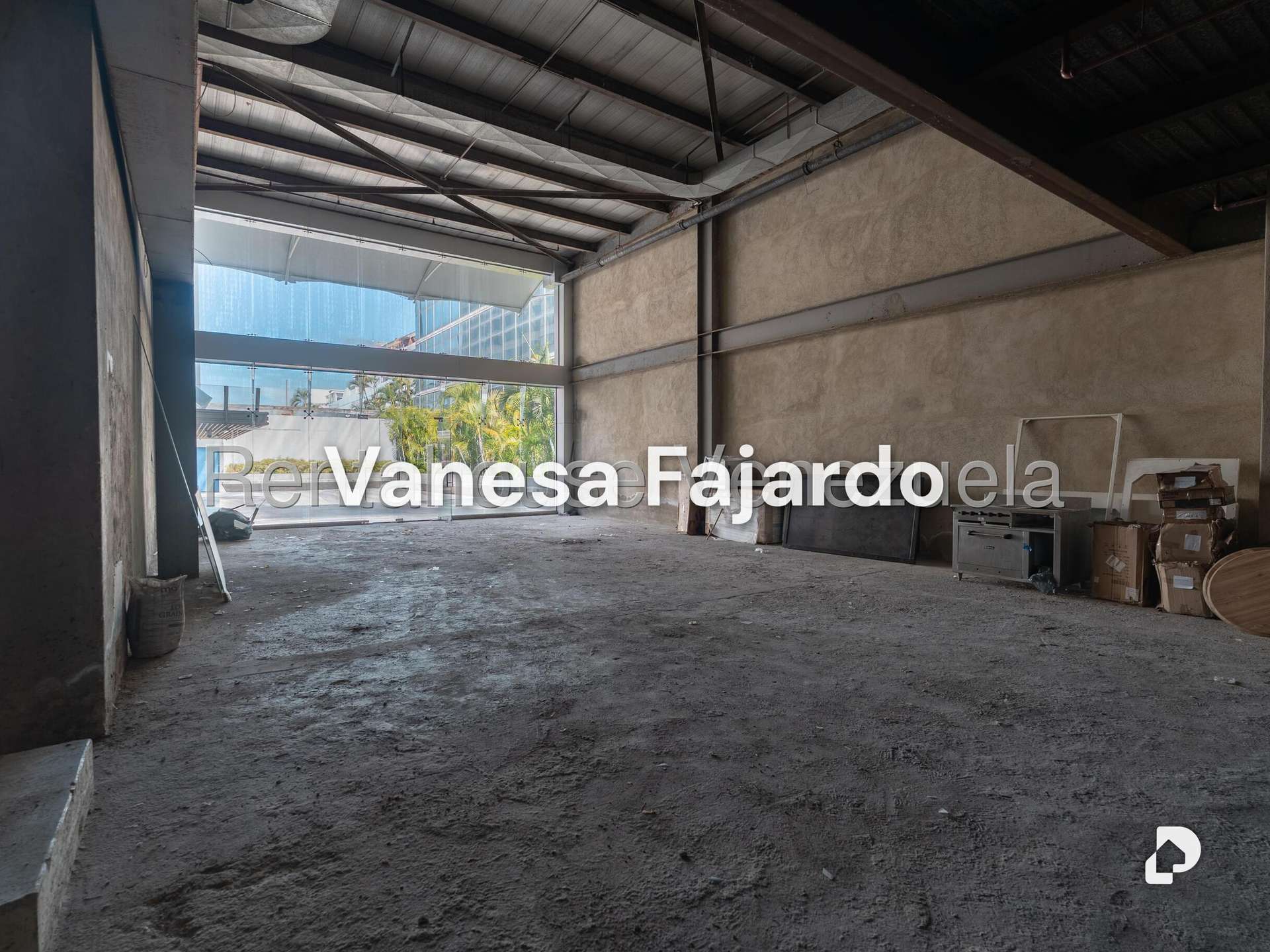 Local comercial en Sabana Grande, Caracas – 13