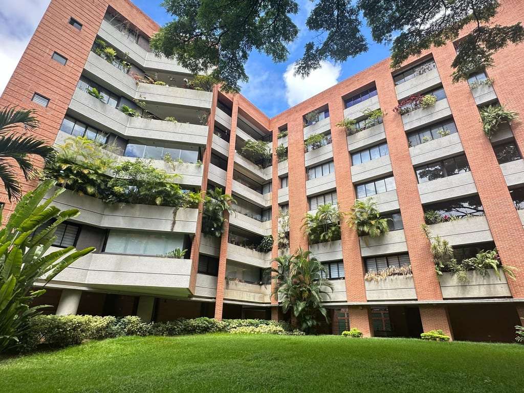 Apartamento en Campo Alegre, Caracas - 1