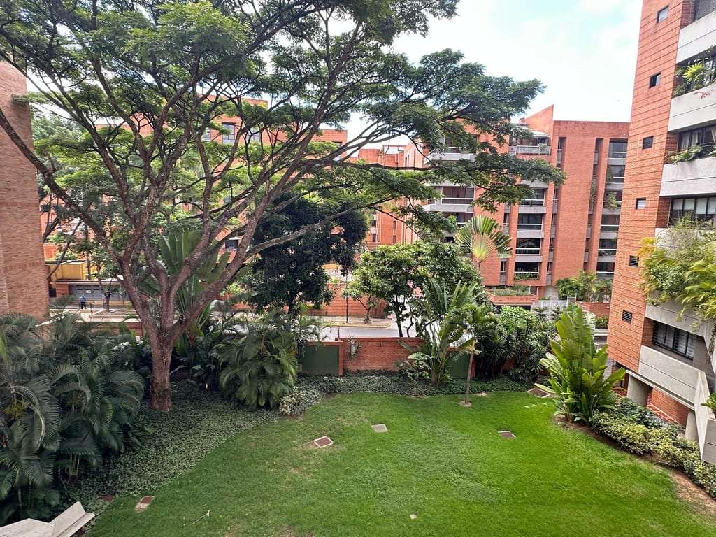 Apartamento en Campo Alegre, Caracas