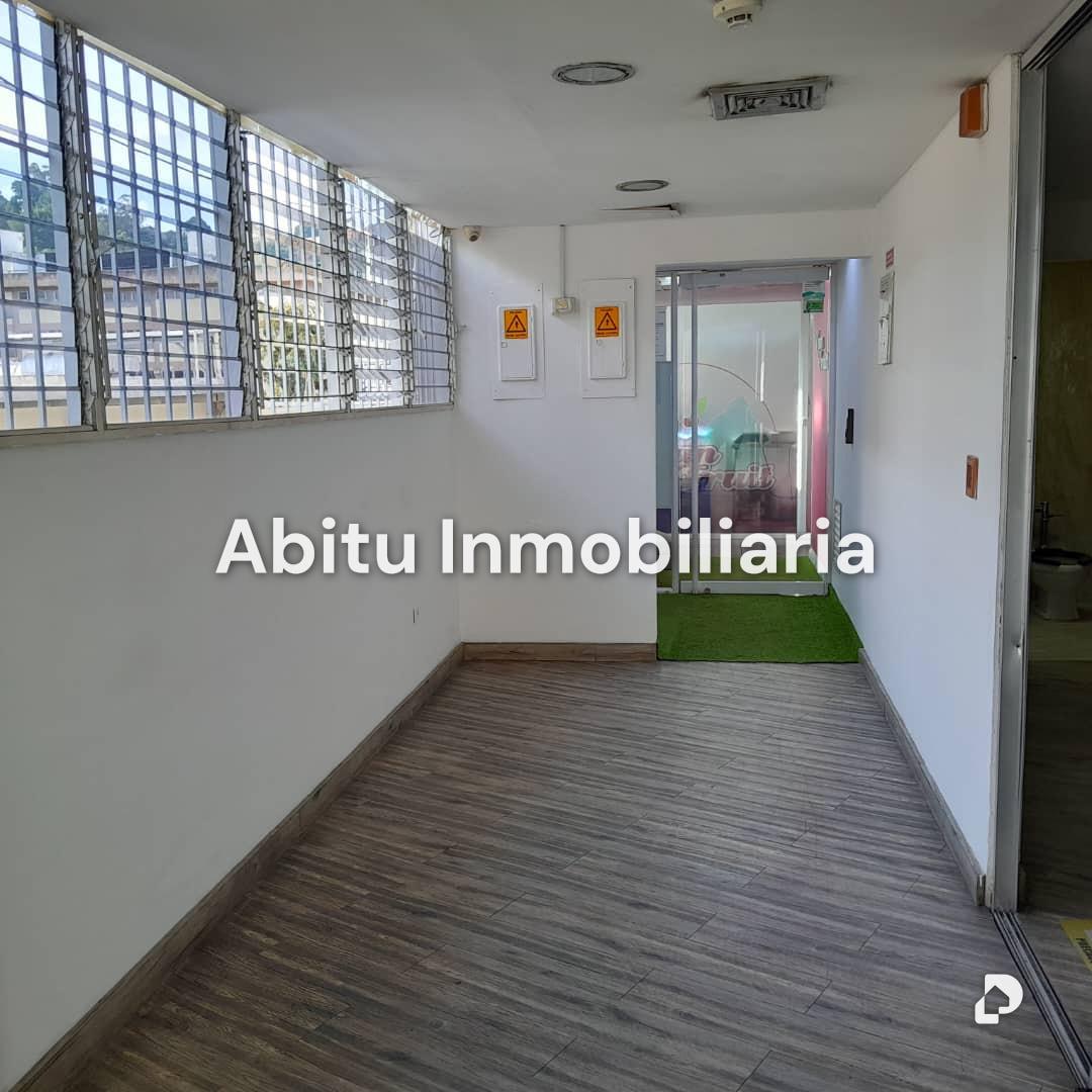 Local comercial en La Trinidad, Caracas – 3