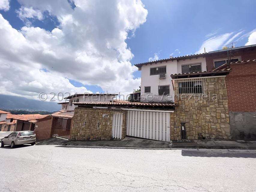 Casa en Alto Prado, Caracas - 1