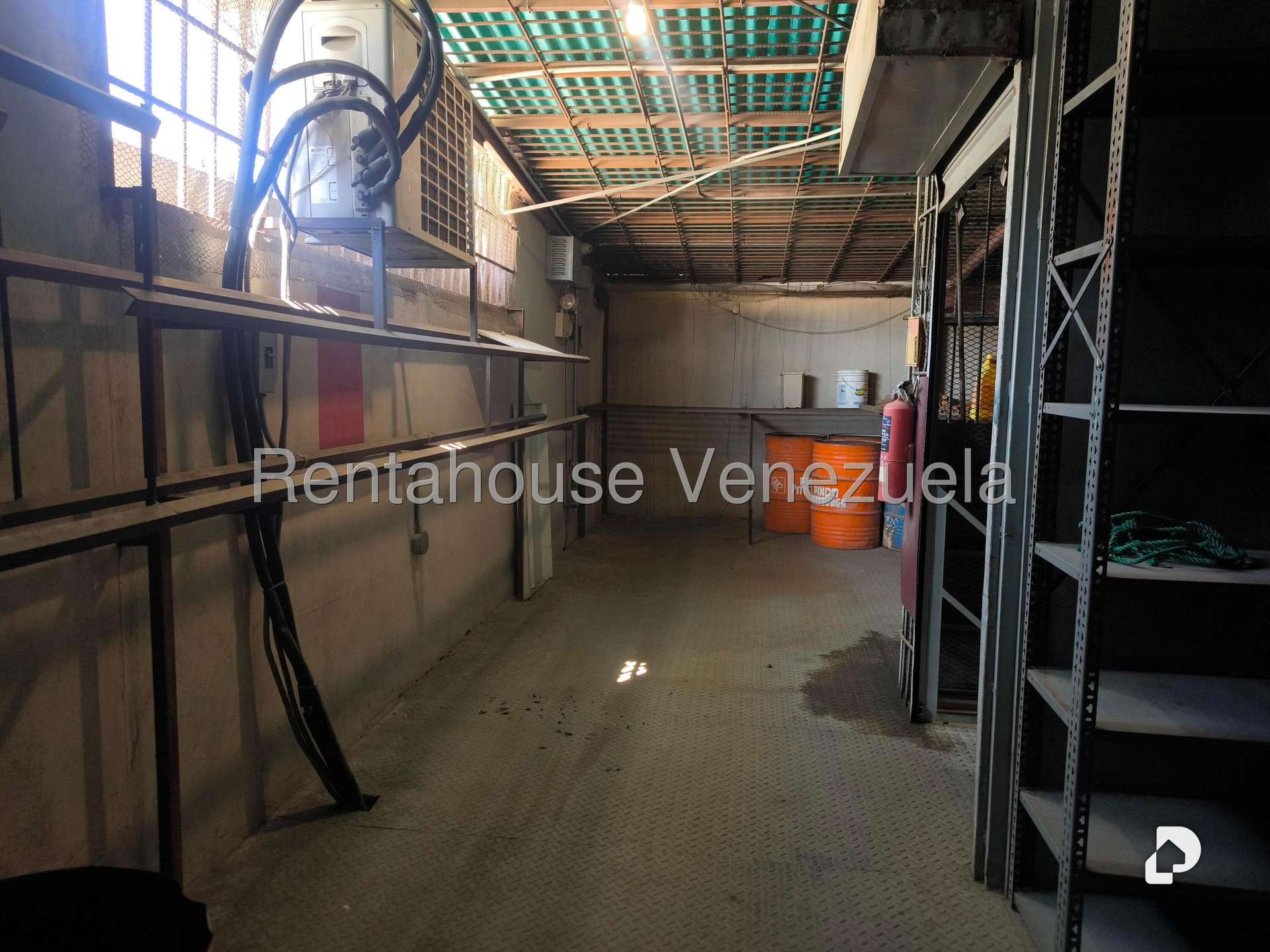 Local comercial en Chapellín, Caracas – 29