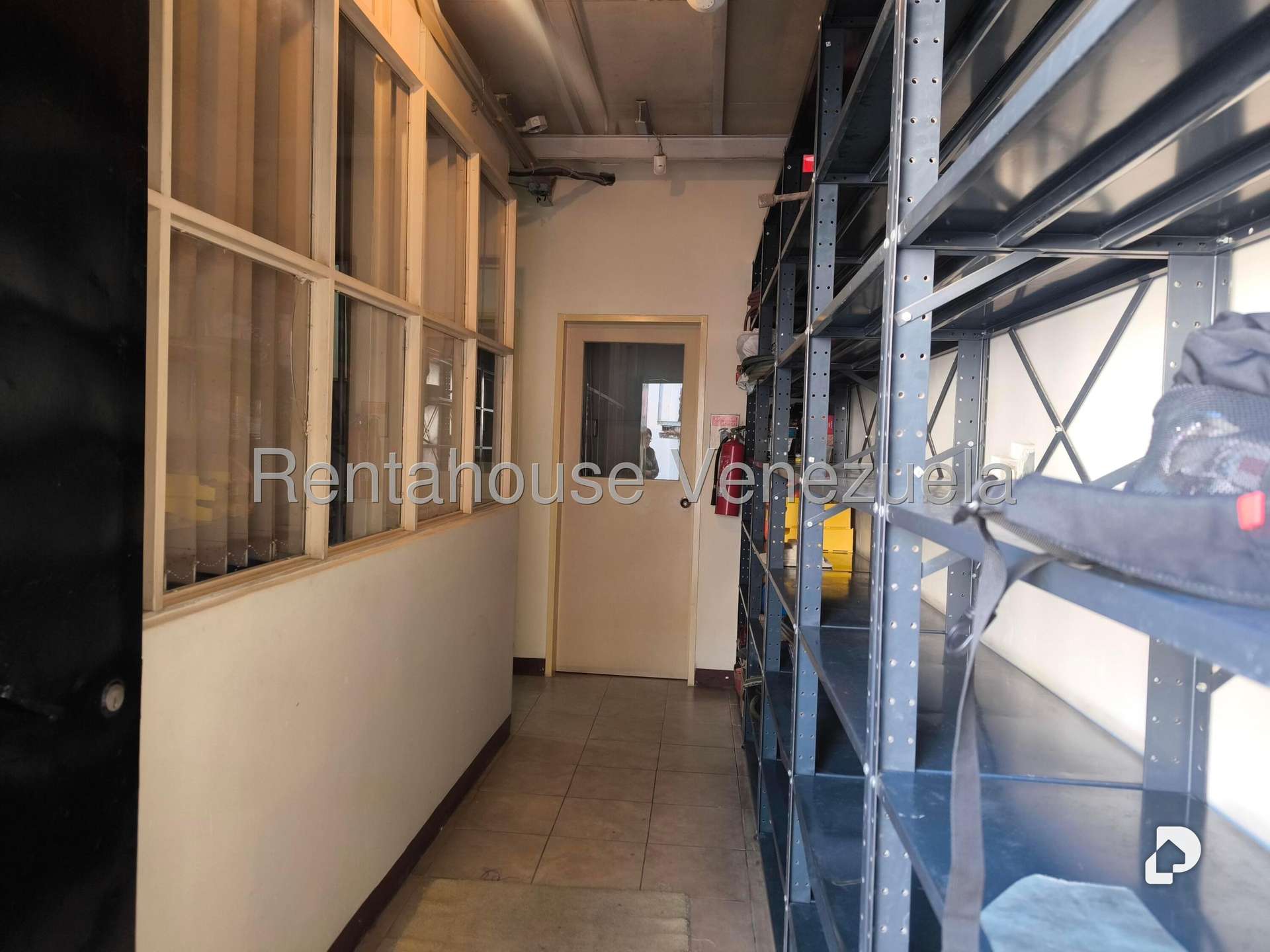 Local comercial en Chapellín, Caracas – 8