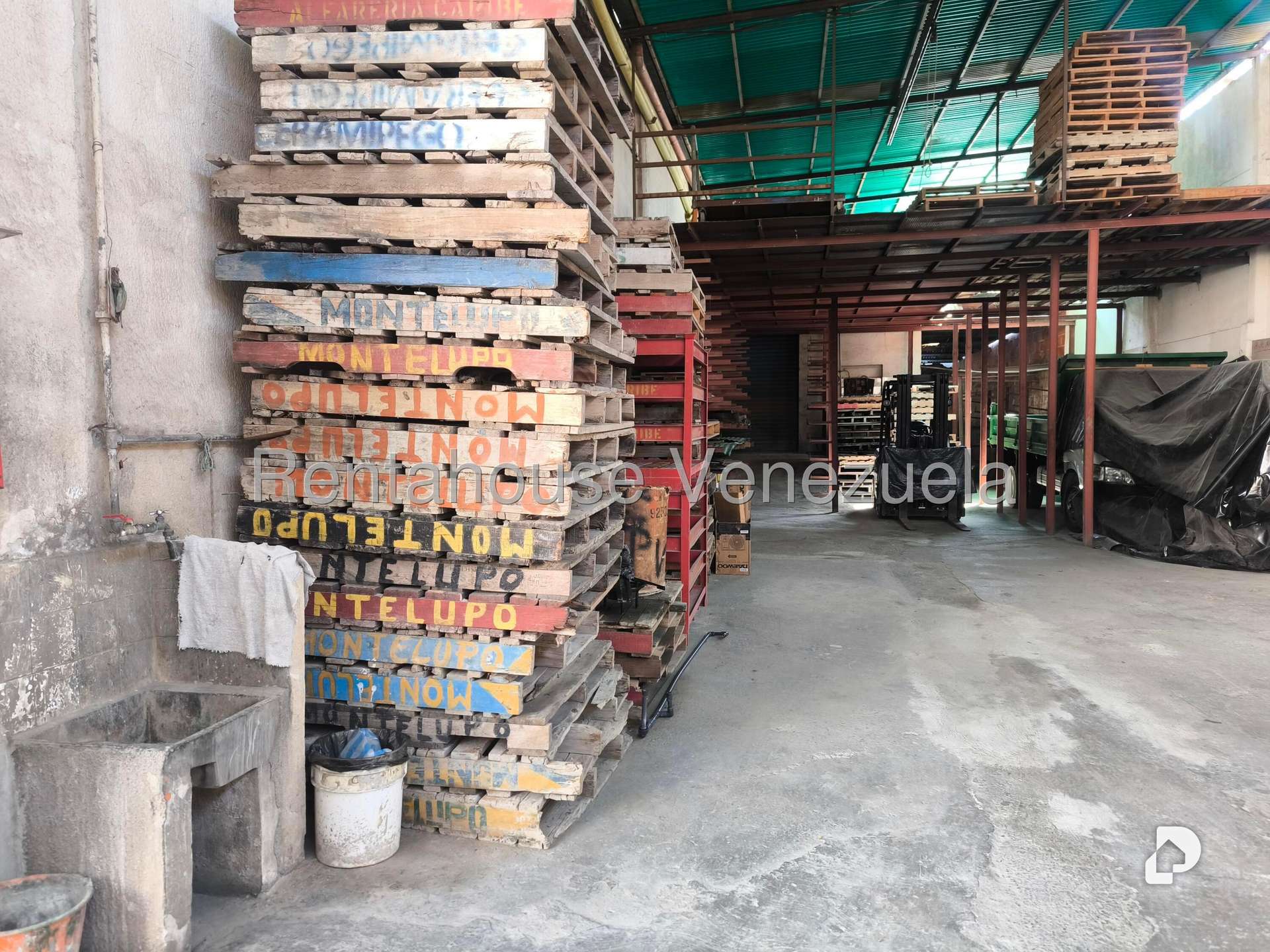 Local comercial en Chapellín, Caracas – 4