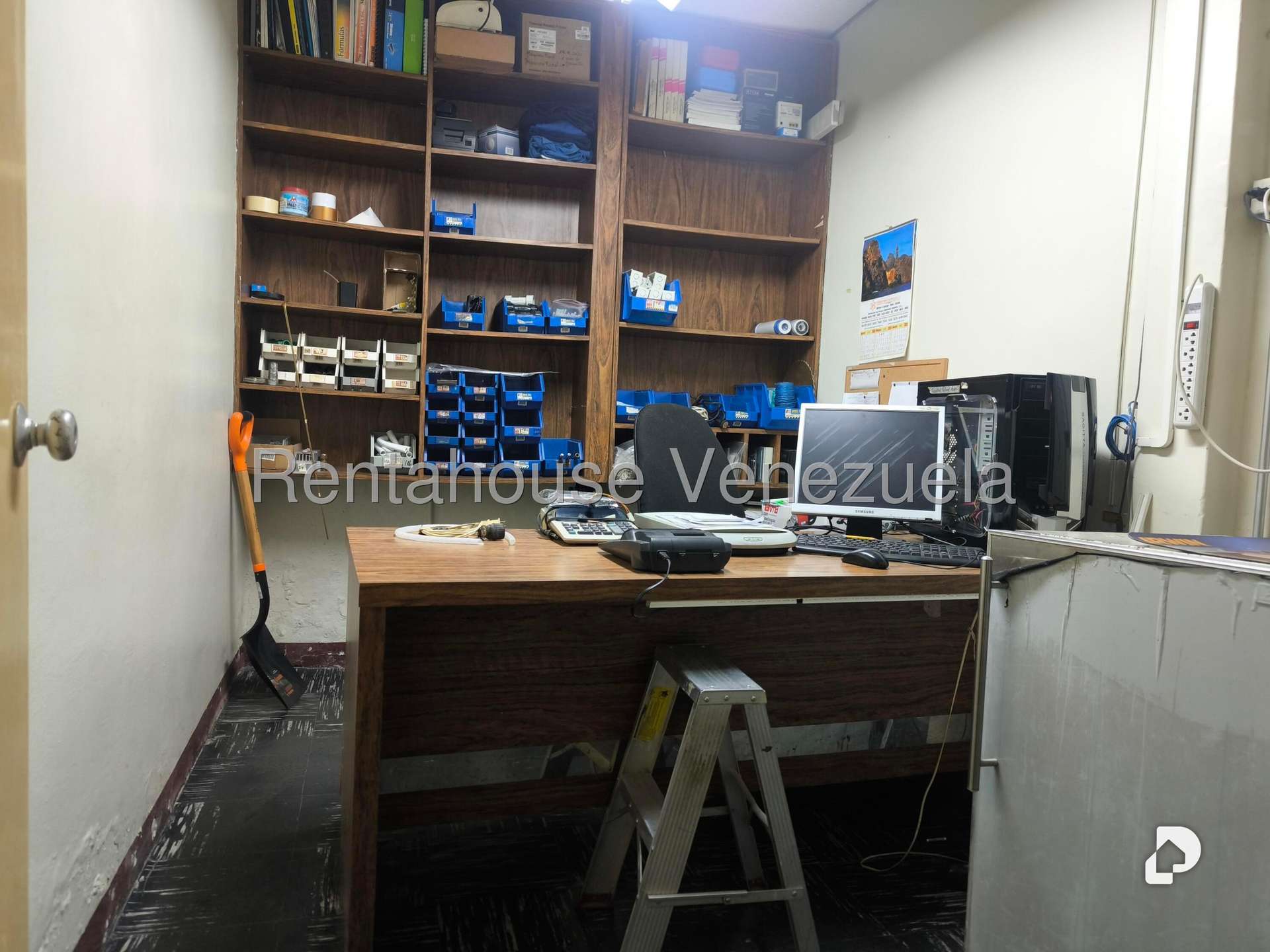 Local comercial en Chapellín, Caracas – 16