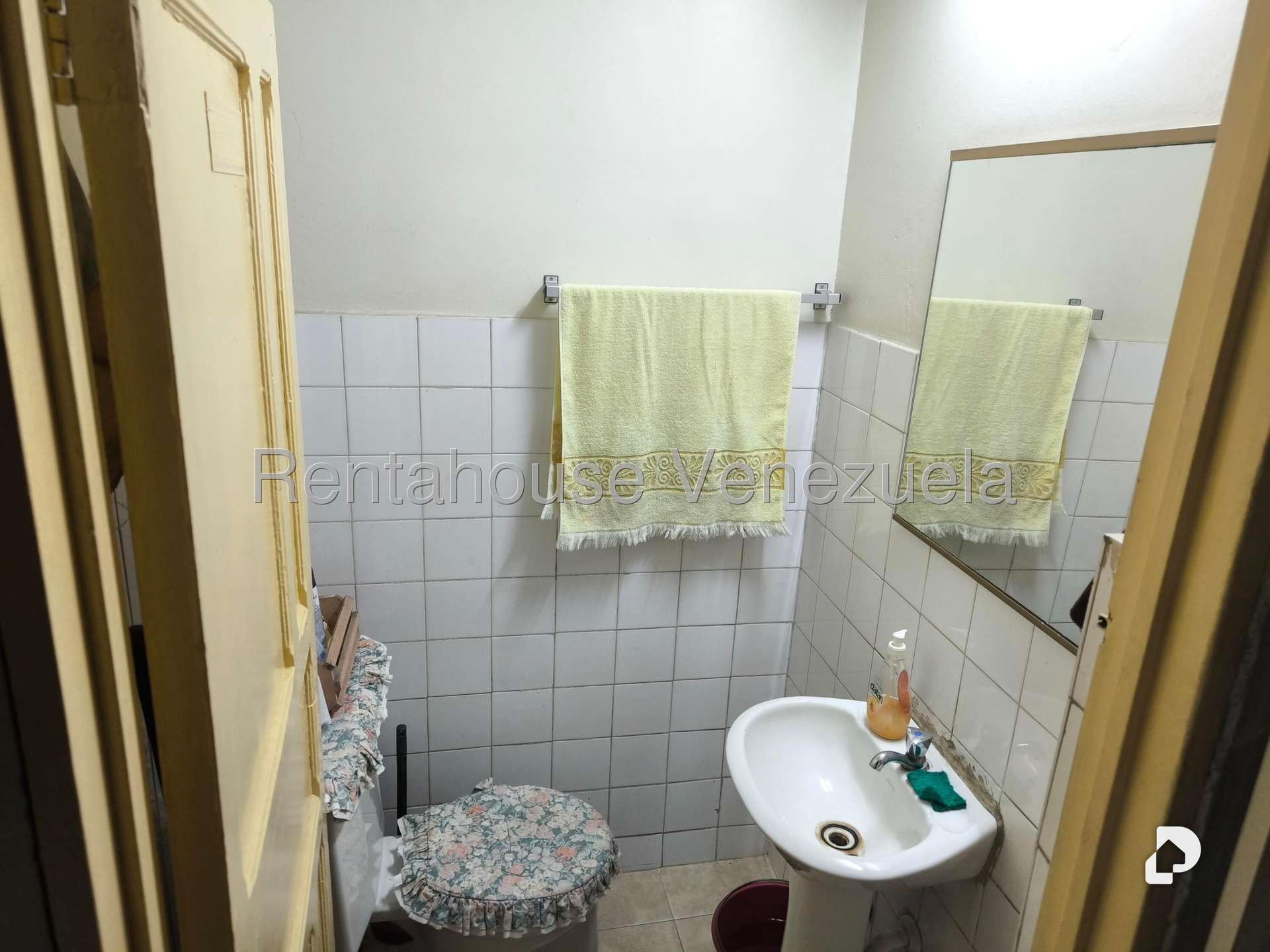 Local comercial en Chapellín, Caracas – 13