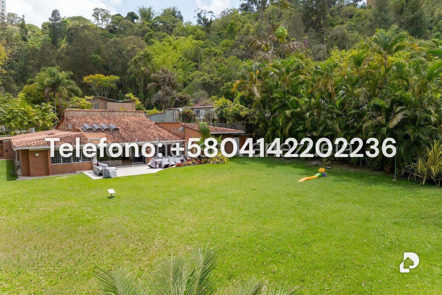 House in La Lagunita Country Club, Caracas – 42