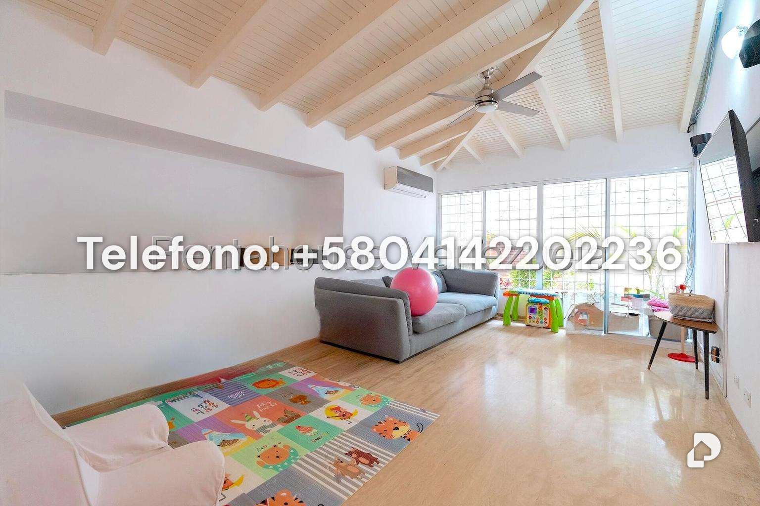 House in La Lagunita Country Club, Caracas – 16