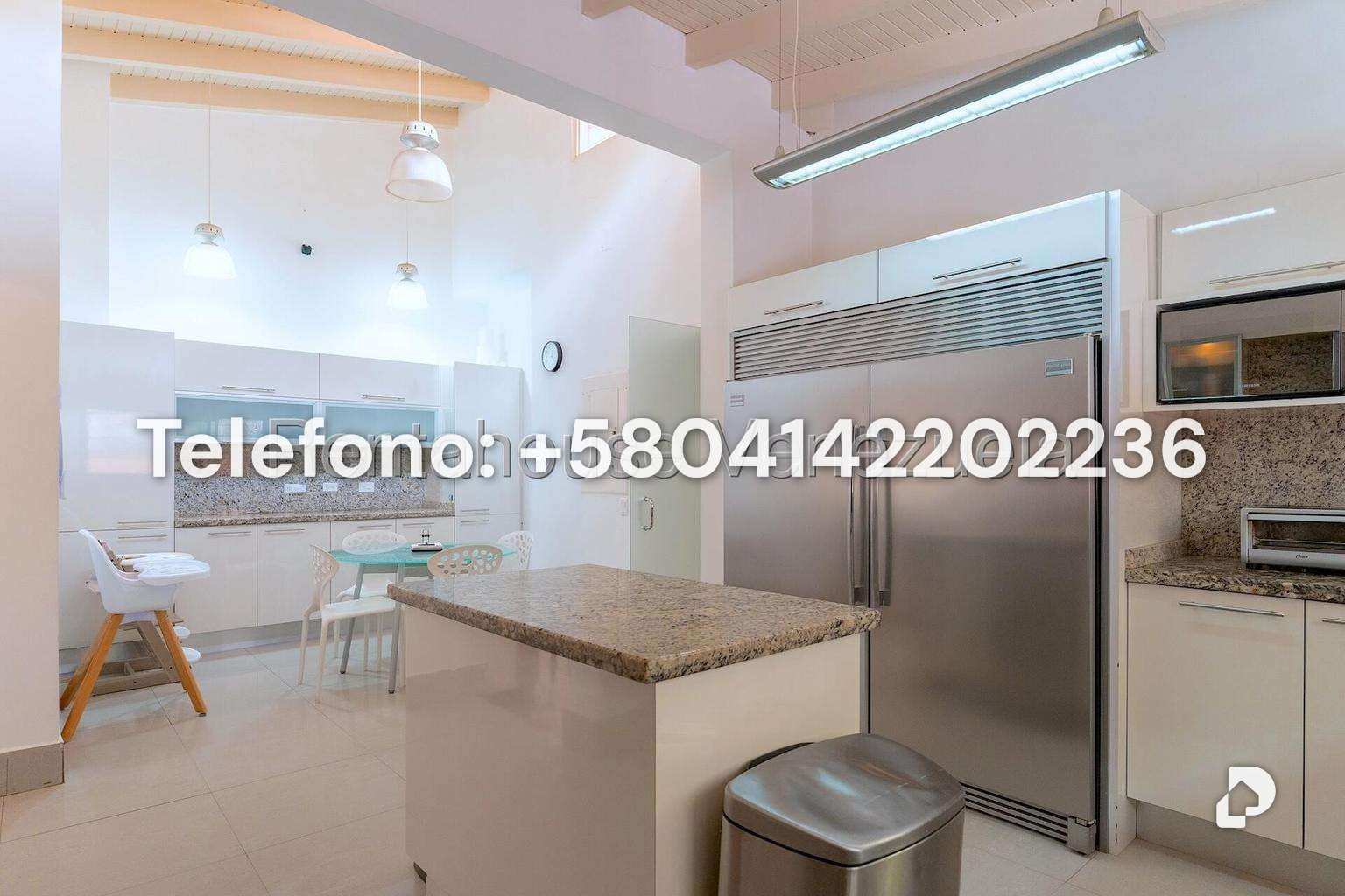 House in La Lagunita Country Club, Caracas – 19