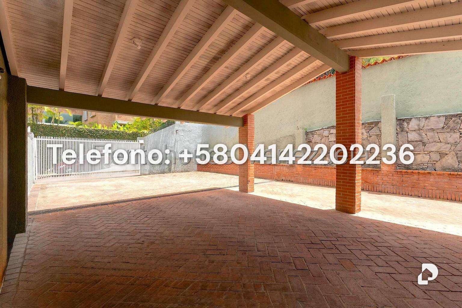 House in La Lagunita Country Club, Caracas – 54