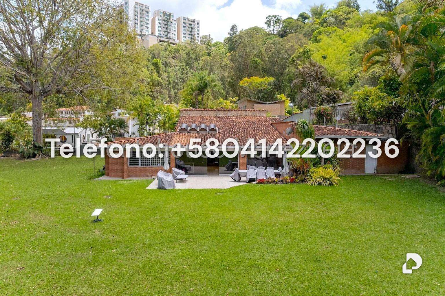 House in La Lagunita Country Club, Caracas – 38