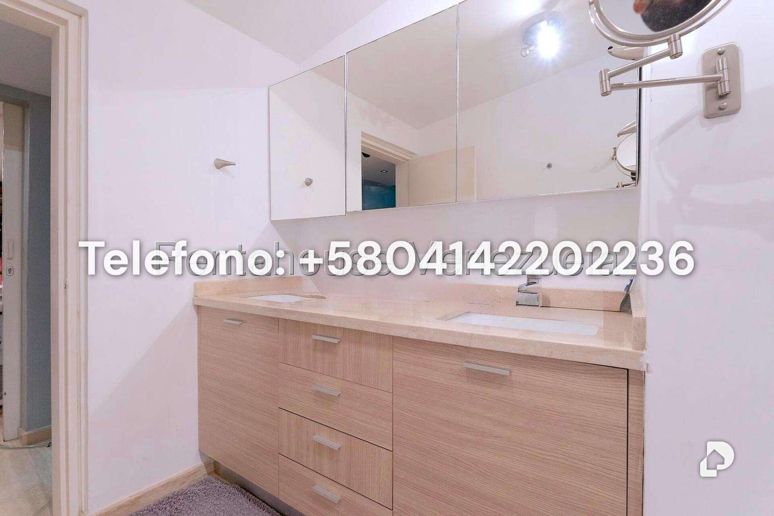 House in La Lagunita Country Club, Caracas – 34
