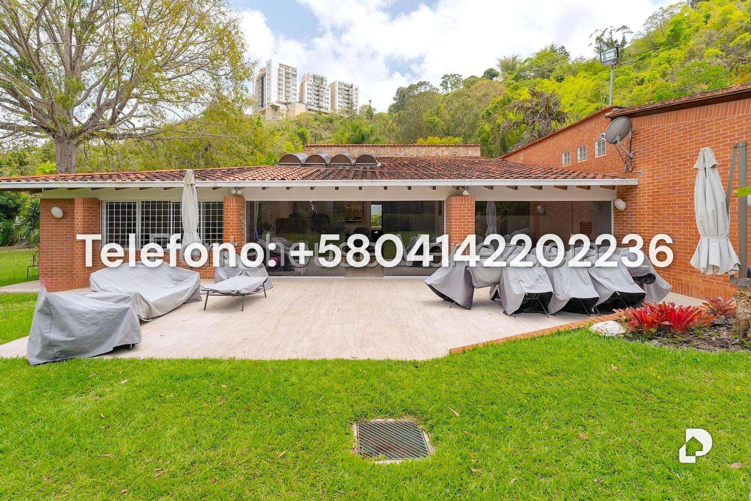 House in La Lagunita Country Club, Caracas – 39