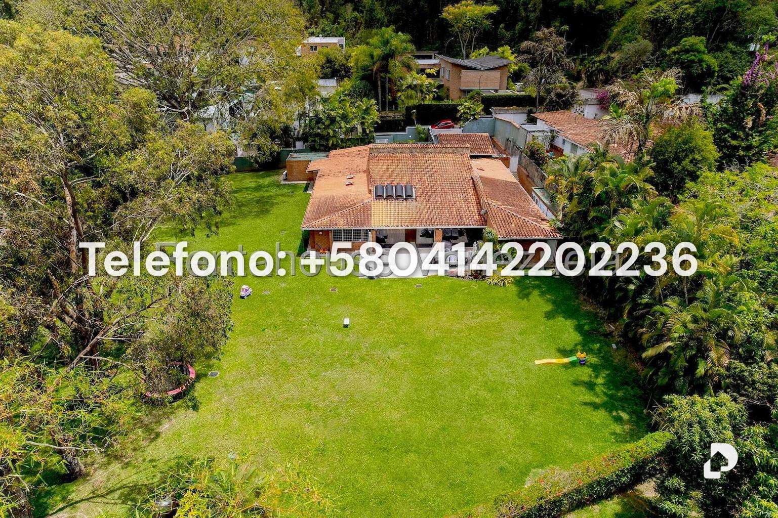 House in La Lagunita Country Club, Caracas – 53