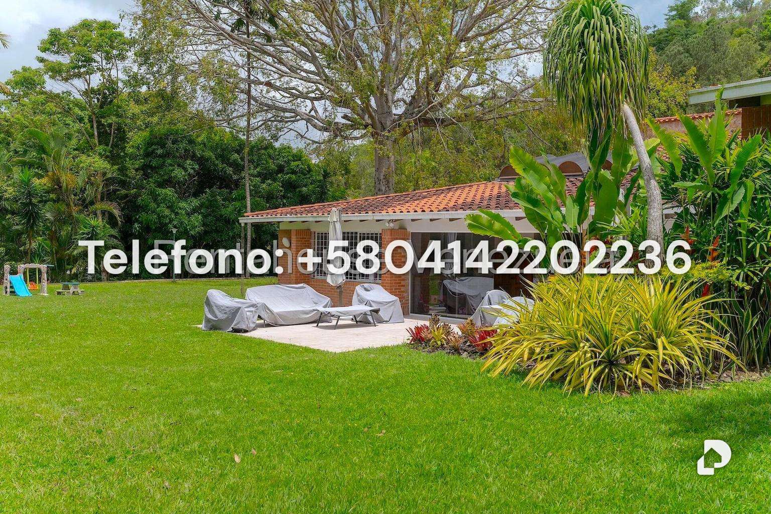 House in La Lagunita Country Club, Caracas – 37