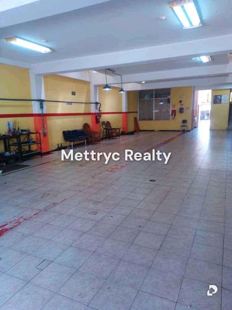 Local comercial en B. Central, Valencia – 5