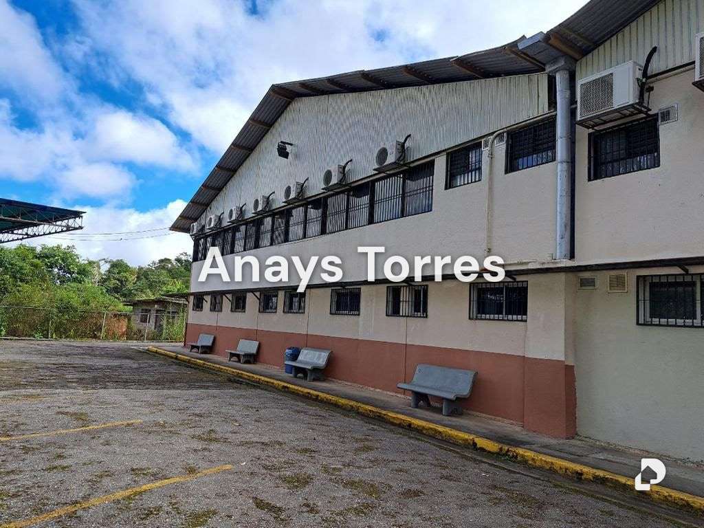 Warehouse in San José de Los Altos, Altos Mirandinos – 4