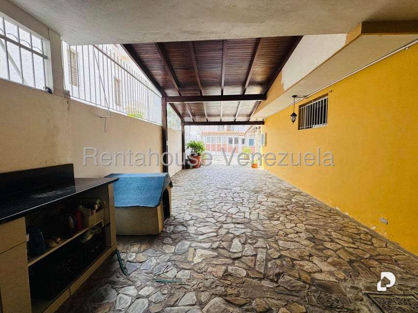 Casa en Colinas de Bello Monte, Caracas – 8