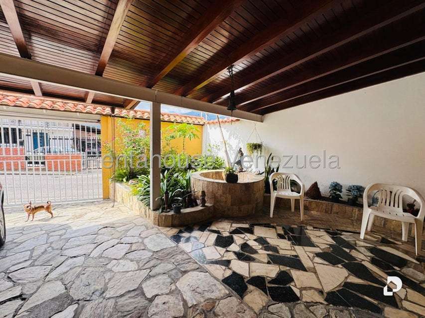 Casa en Colinas de Bello Monte, Caracas – 2