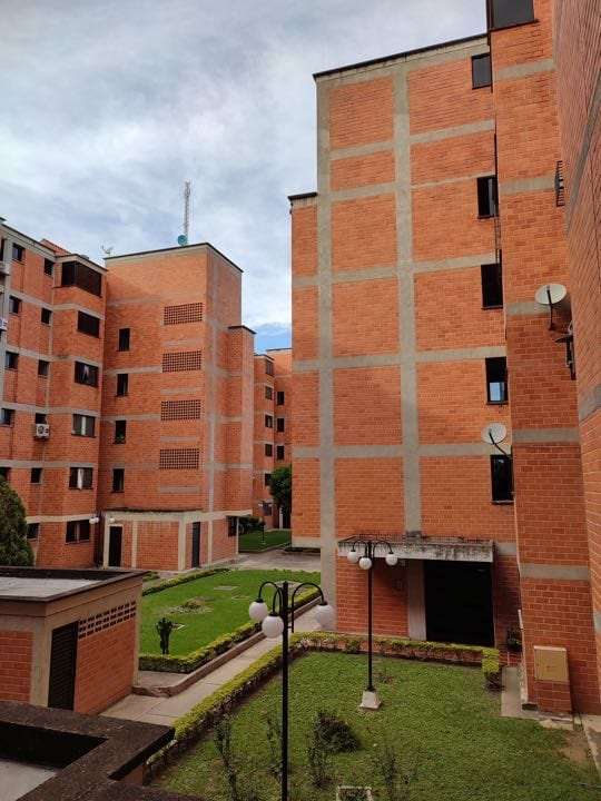 Apartamento en Aguasal, Guacara - 1