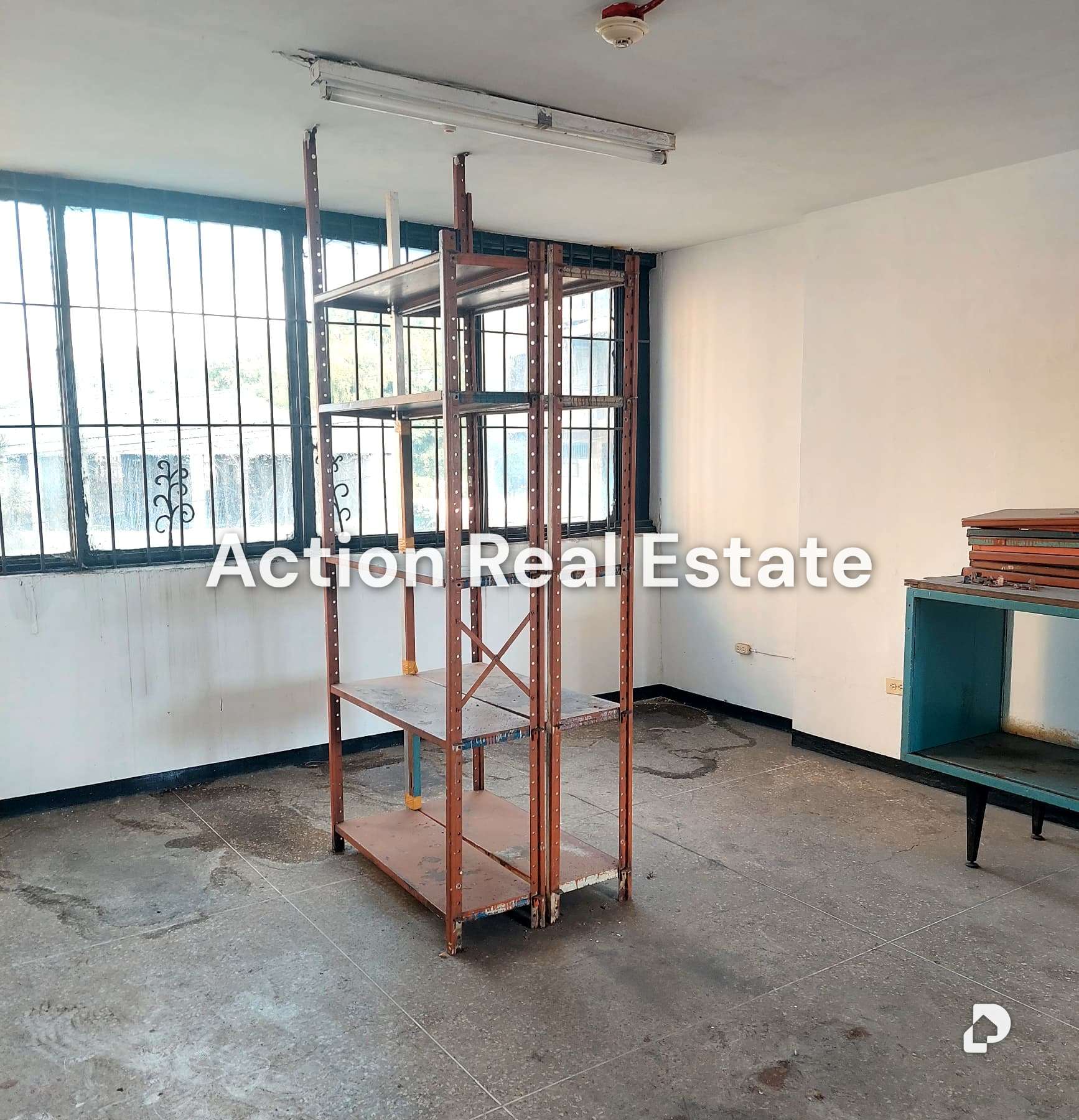 Local comercial en Los Teques, Altos Mirandinos – 11