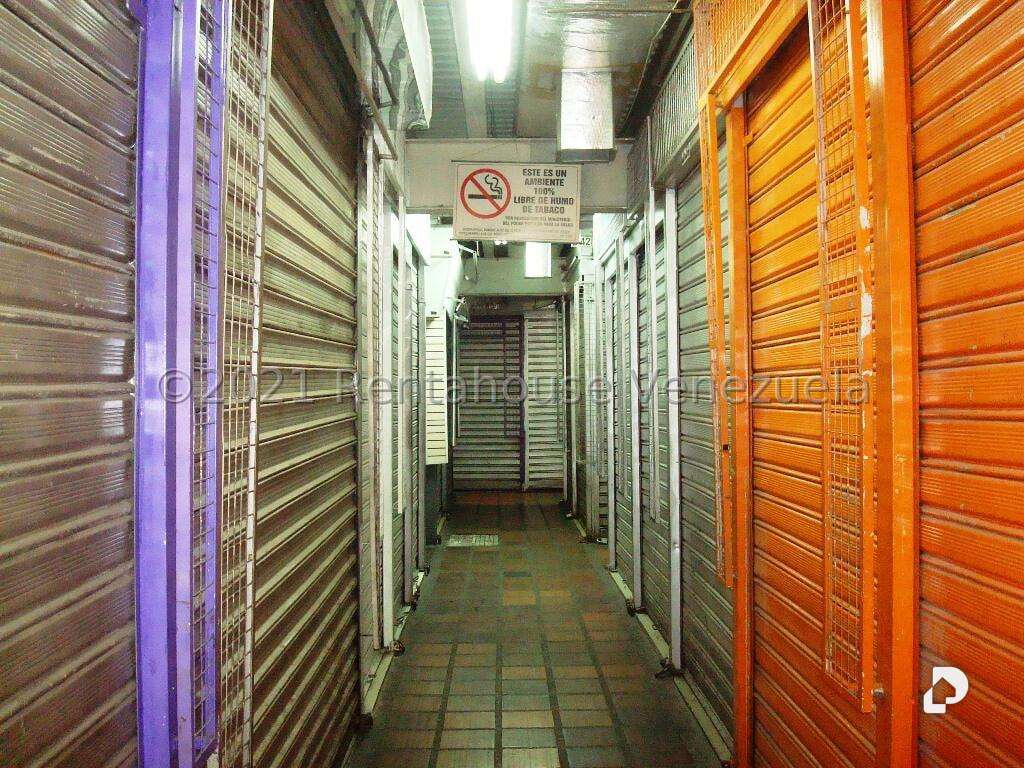 Local comercial en Cementerio, Caracas – 21