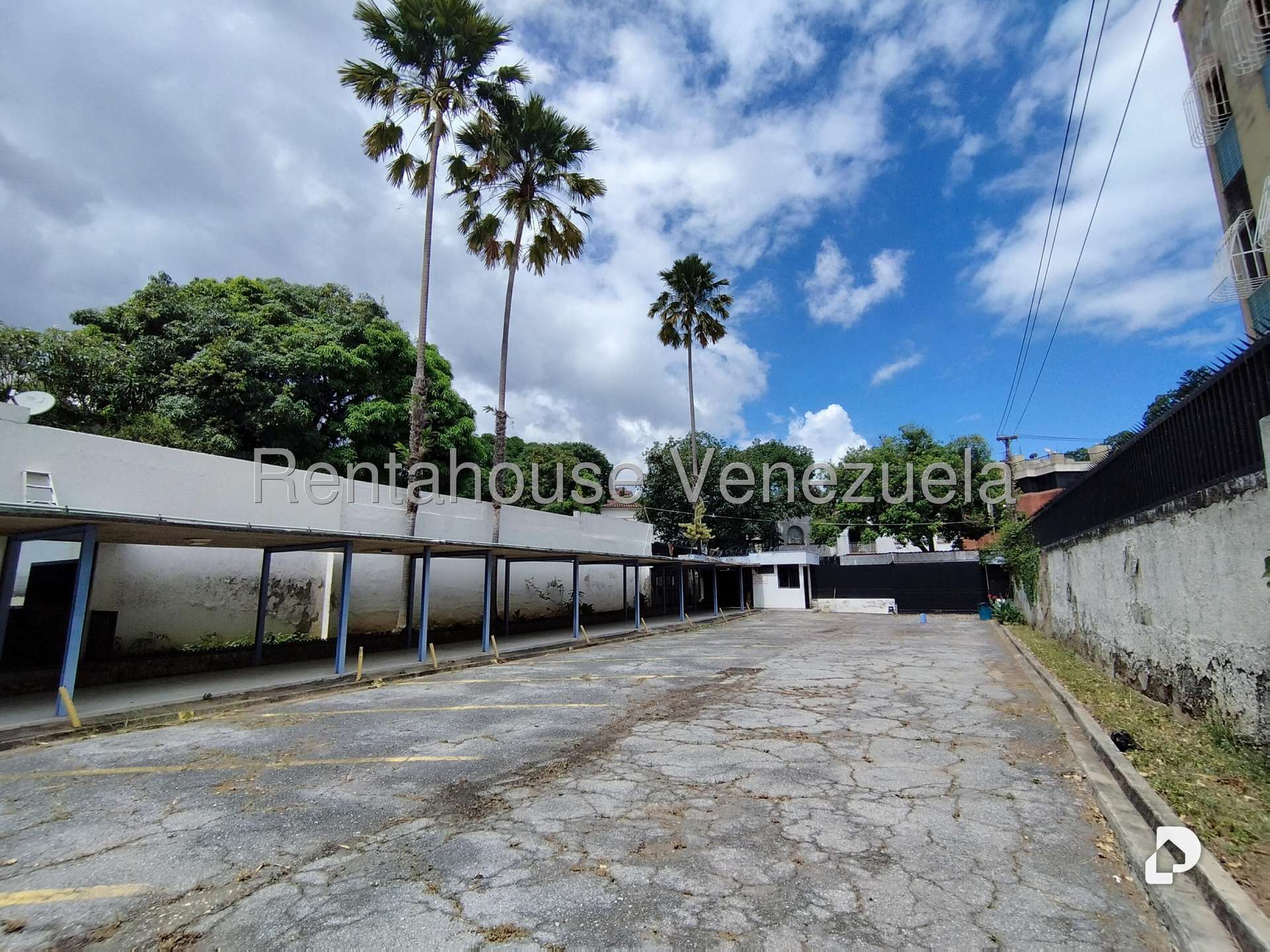 Building in Alta Florida, Caracas – 4