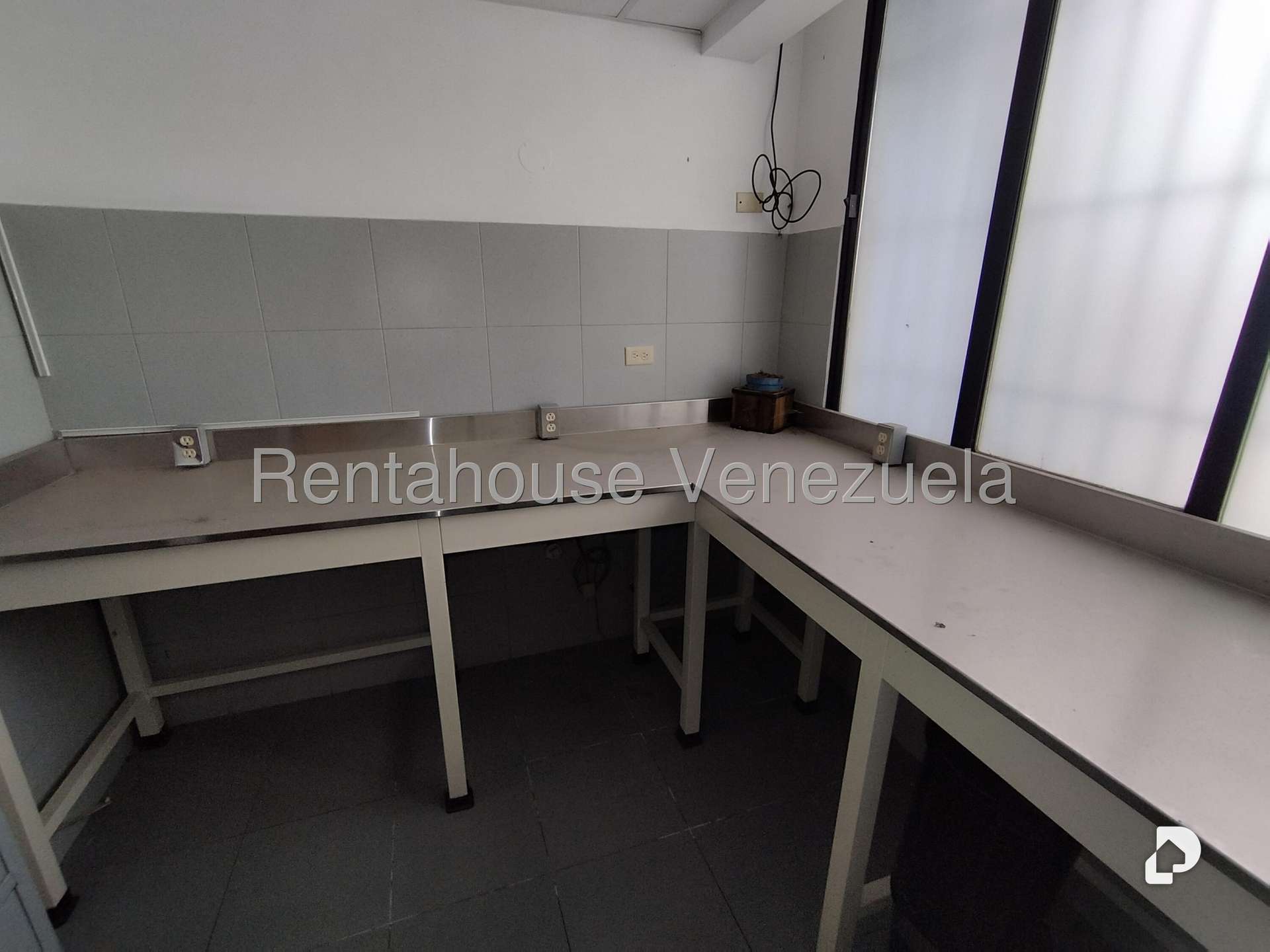 Building in Alta Florida, Caracas – 21