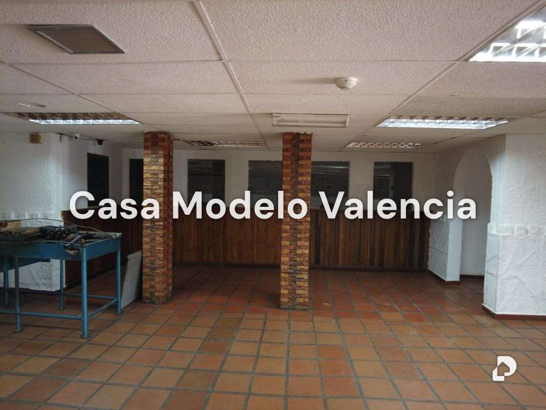 Local comercial en Valencia – 16