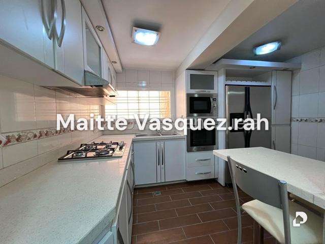 Apartamento en Urbanizacion Los Chaguaramos, Maracay – 10