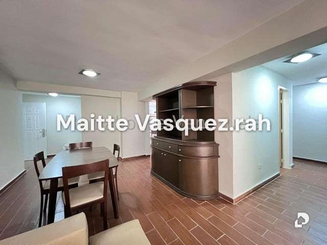 Apartamento en Urbanizacion Los Chaguaramos, Maracay – 2