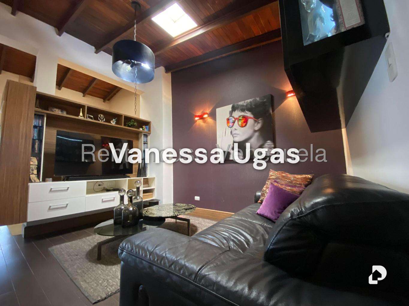 Casa en Alto Prado, Caracas – 15