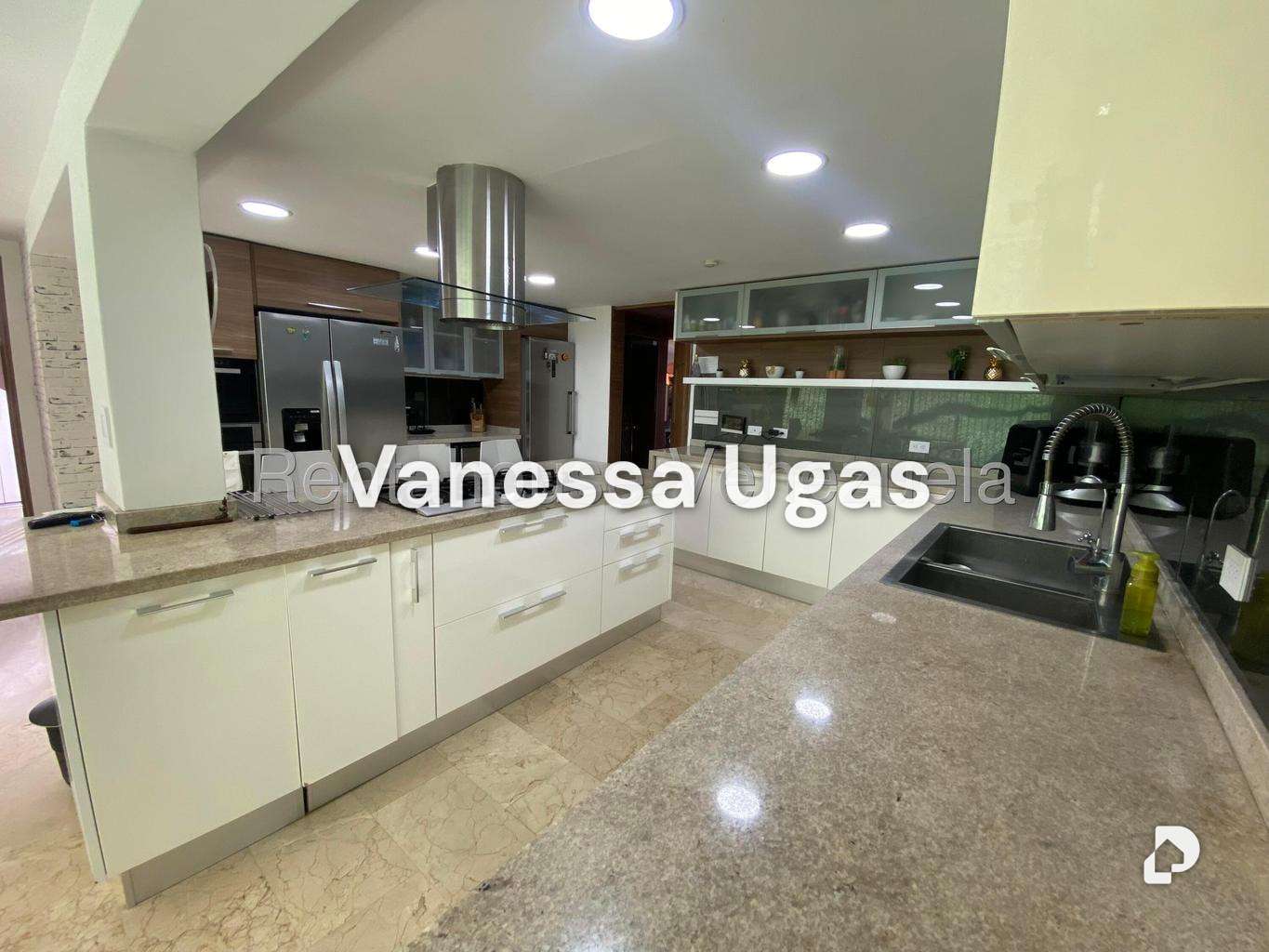 Casa en Alto Prado, Caracas – 10